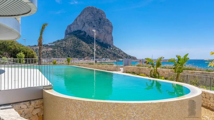 Apartamento de 4 dormitorios en Calpe, Spain No. 567 № 5