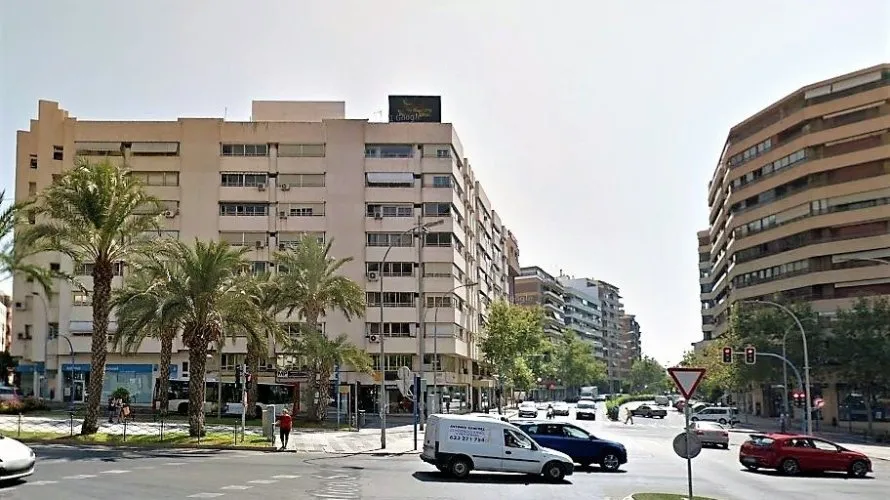 Oficina de 126m² en Alicante, Spain No. 302 № 10