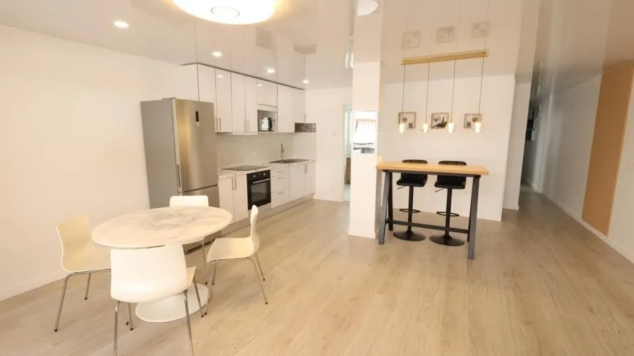 Apartamento de 3 dormitorios en Torrevieja, Spain No. 1509