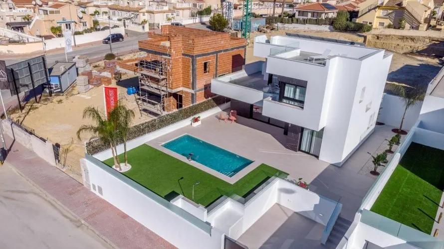 Villa de 3 dormitorios en Rojales, Spain No. 537 № 26