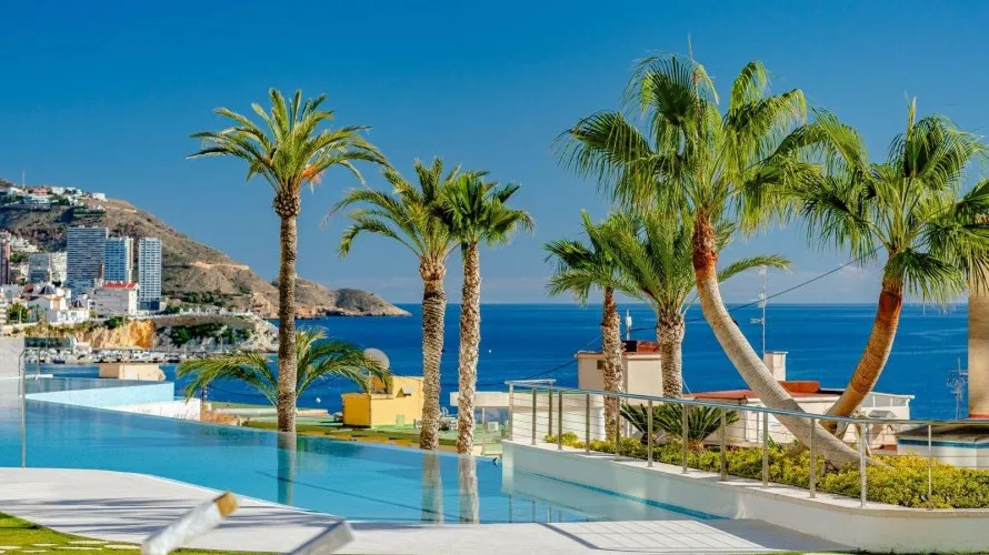 Apartamento de 3 dormitorios en Benidorm, Spain No. 703 № 3