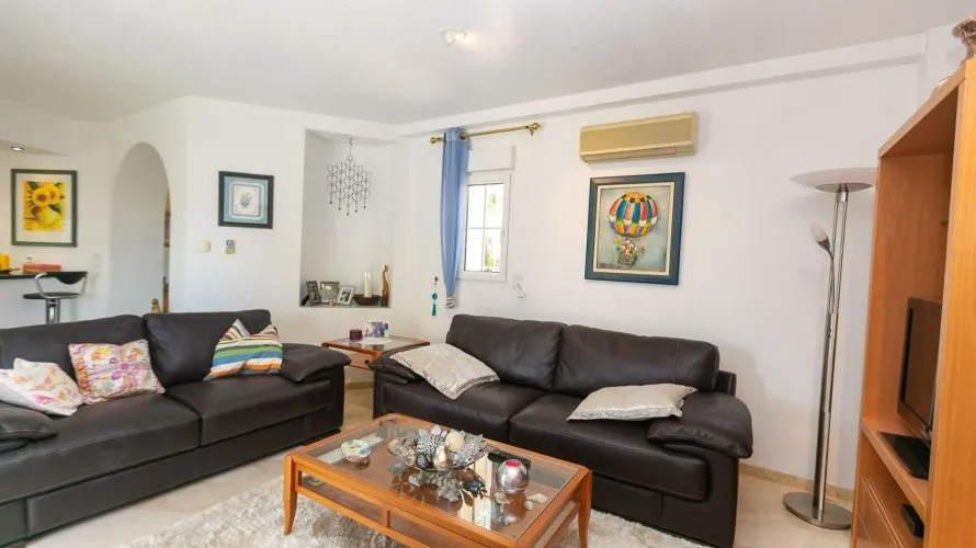 Villa de 194m² en Alicante, Spain No. 1419 № 10