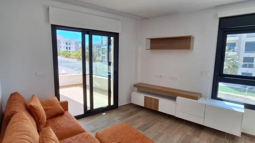 Apartamento de 2 dormitorios en Villamartin, Spain No. 575 № 11