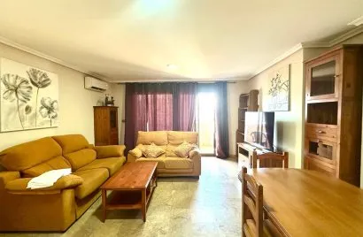 Apartamento de 3 dormitorios en Torrevieja, Spain No. 1175
