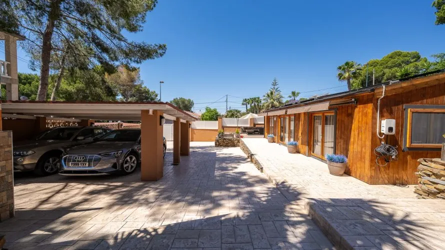 Villa de 192m² en Pinar De Campoverde, Spain No. 1201 № 6