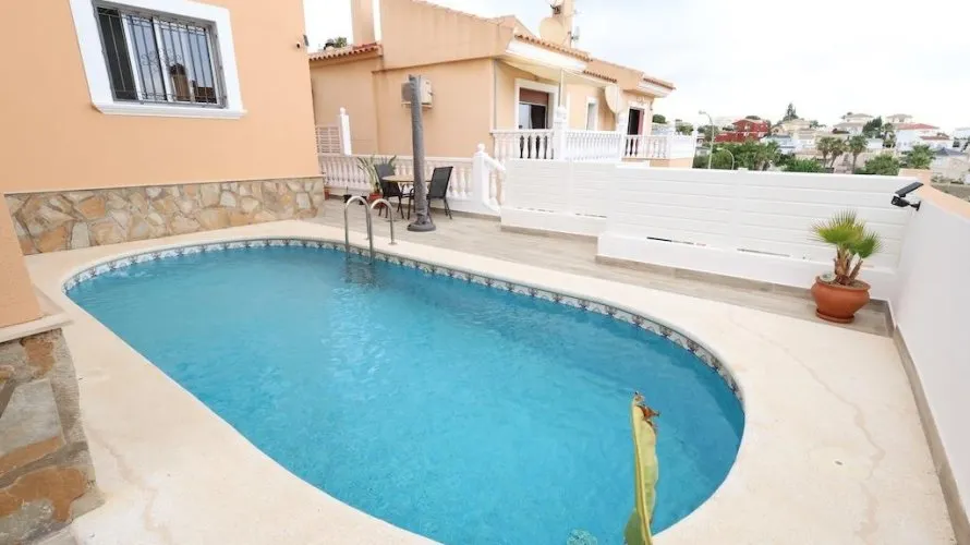 Apartamento de 3 dormitorios en Campoamor, Spain No. 1439 № 1