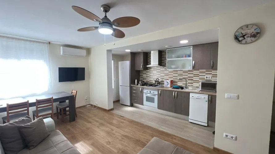 Apartamento de 1 dormitorio en Valencia, Spain No. 937