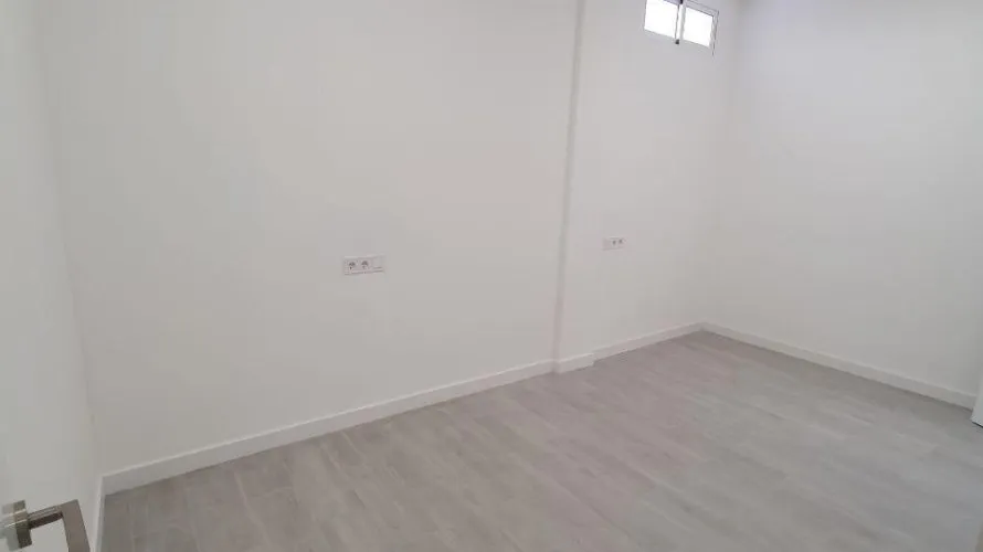 Oficina de 102m² en Alicante, Spain No. 2709 № 7