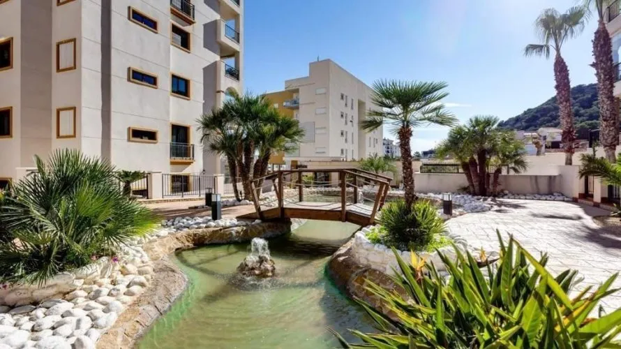 Apartamento de 3 dormitorios en Guardamar del Segura, Spain No. 663 № 12