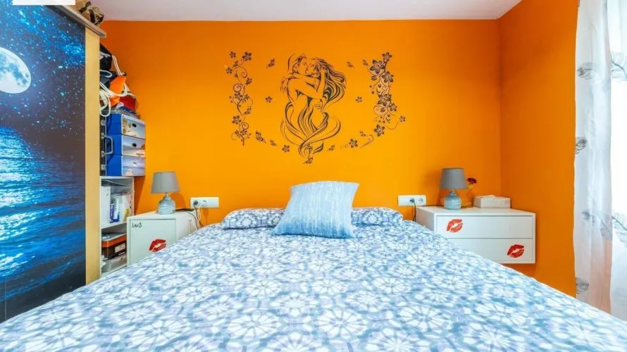 Apartamento de 3 dormitorios en Alicante, Spain No. 995 № 3