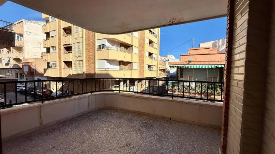 Apartamento de 3 dormitorios en Torrevieja, Spain No. 2801 № 23
