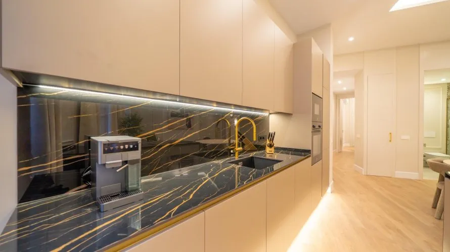 Apartamento de 3 dormitorios en Madrid, Spain No. 174 № 16