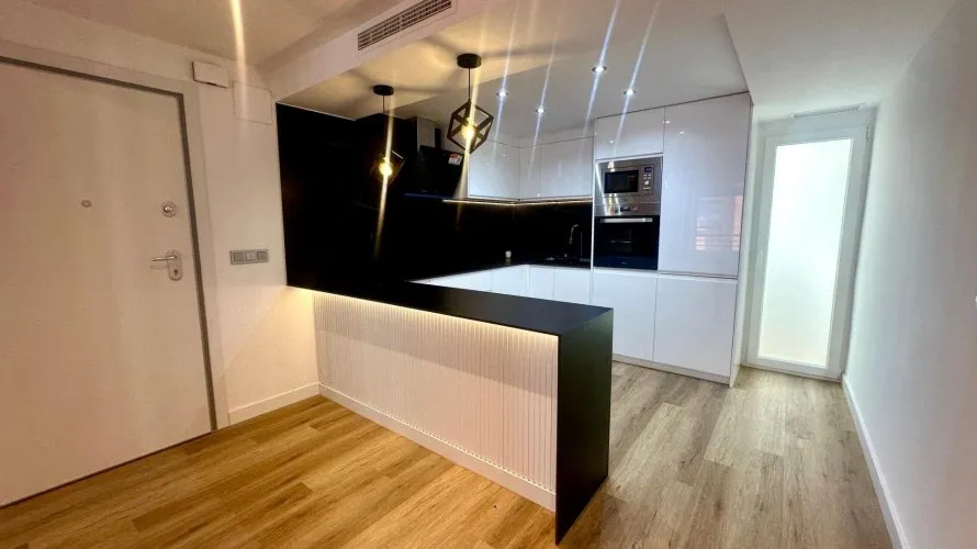 Apartamento de 3 dormitorios en Alicante, Spain No. 1390 № 3