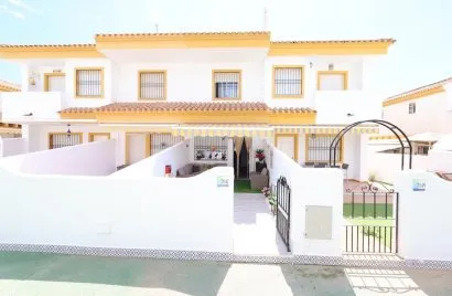 Dúplex de 2 dormitorios en Pilar de la Horadada, Spain No. 1299