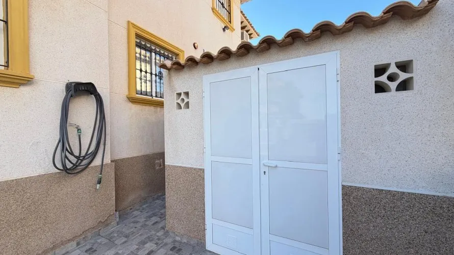 Сasa de 2 dormitorios en Campoamor, Spain No. 1036 № 8