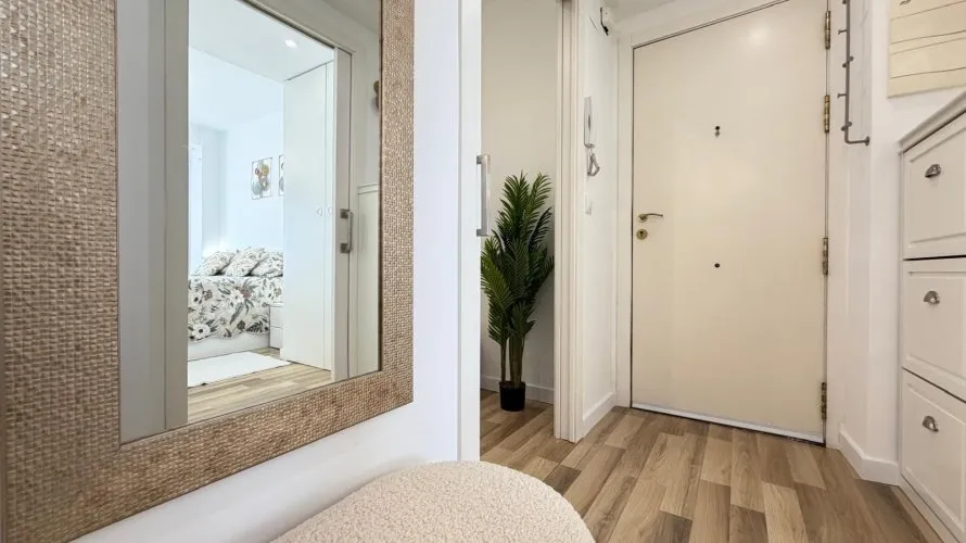 Apartamento de 3 dormitorios en Torrevieja, Spain No. 1099 № 1
