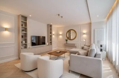 Apartamento de 2 dormitorios en Madrid, Spain No. 770