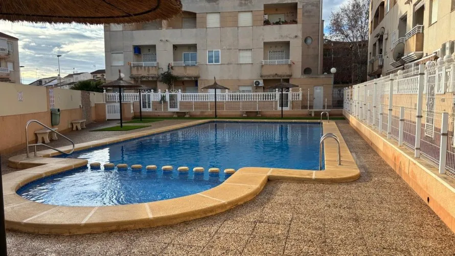 Ático de 2 dormitorios en Nueva Torrevieja, Spain No. 1046 № 22