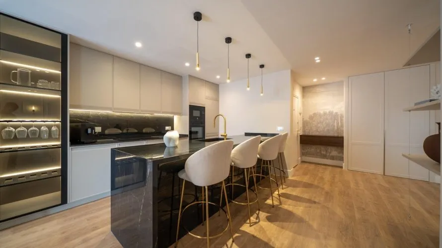 Apartamento de 3 dormitorios en Madrid, Spain No. 976 № 12