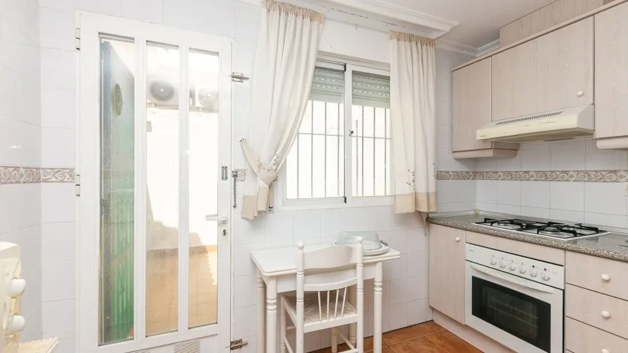Сasa de 80m² en La Zenia, Spain No. 1418 № 16