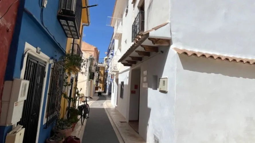 Сasa de 75m² en Villajoyosa, Spain No. 1477