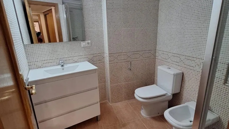 Apartamento de 3 dormitorios en Torrevieja, Spain No. 1308 № 11