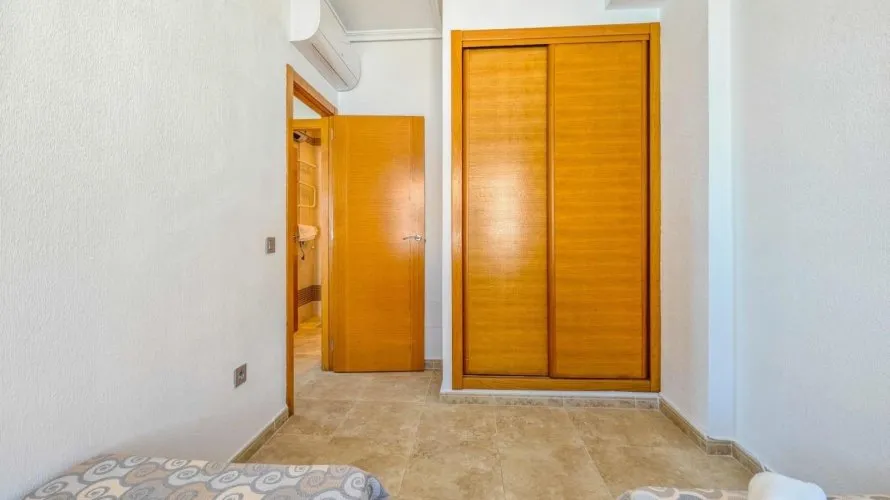Сasa de 3 dormitorios en La Mata, Spain No. 227 № 21