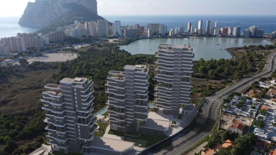 Apartamento de 2 dormitorios en Calpe, Spain No. 698 № 1