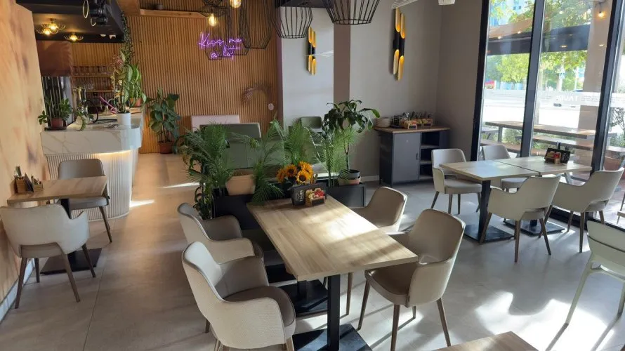 Propiedad comercial de 290m² en Benidorm, Spain No. 241 № 9