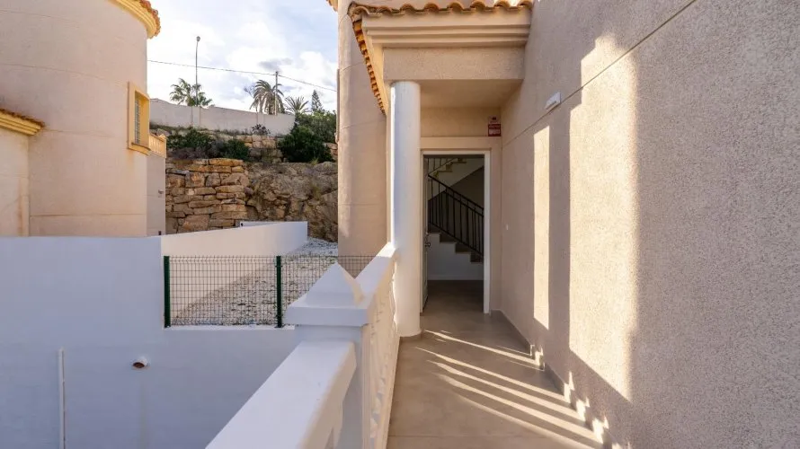 Apartamento de 3 dormitorios en El Campello, Spain No. 243 № 9