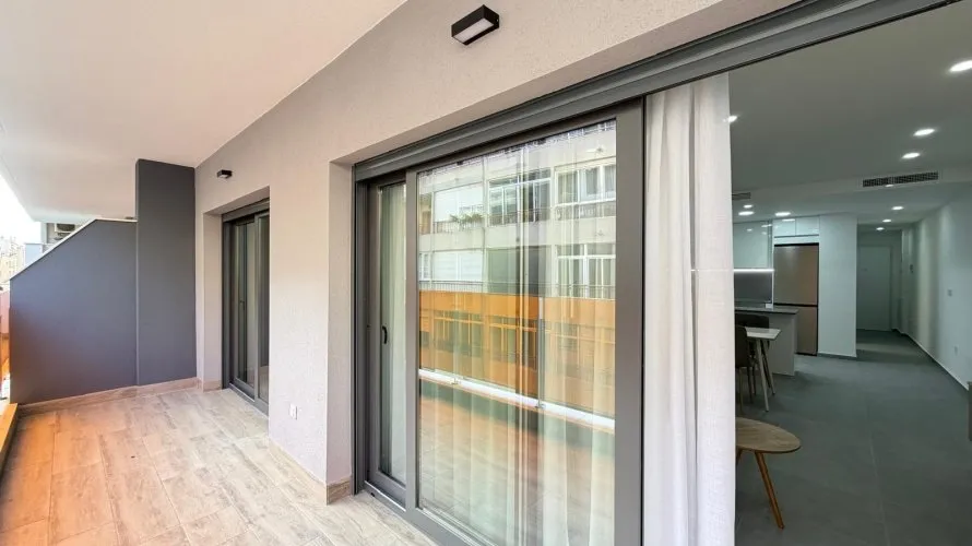 Apartamento de 3 dormitorios en Torrevieja, Spain No. 237 № 28