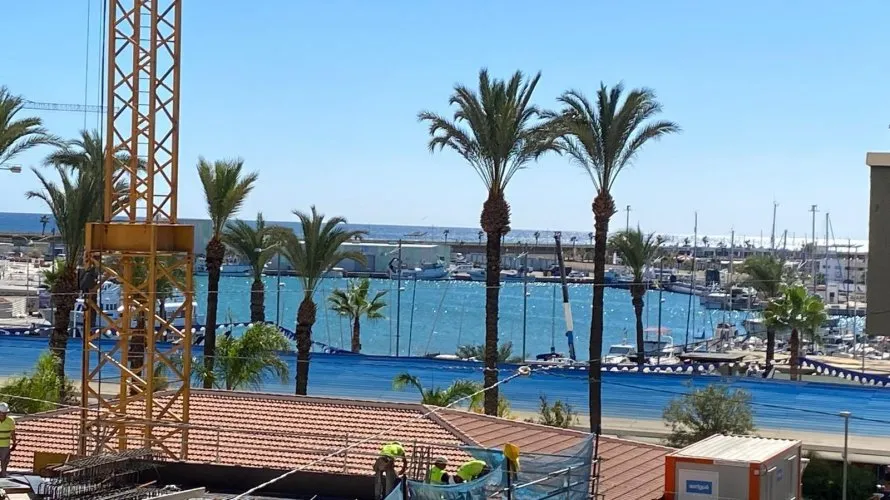 Apartamento de 4 dormitorios en Torrevieja, Spain No. 817 № 21