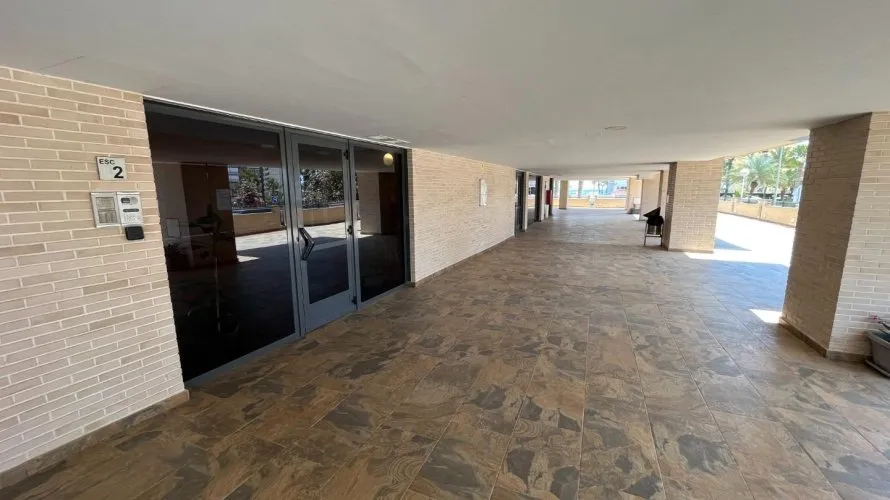 Apartamento de 2 dormitorios en Alicante, Spain No. 93 № 6