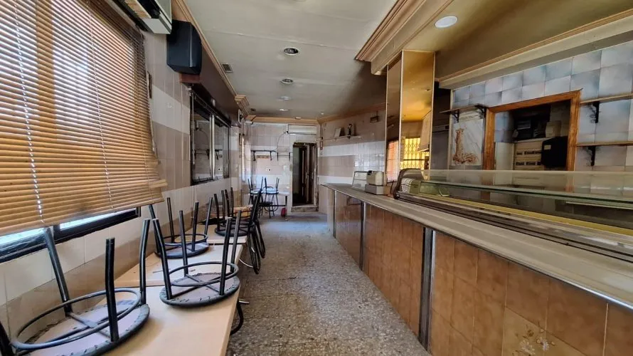 Propiedad comercial de 1 dormitorio en Alicante, Spain No. 2950 № 12