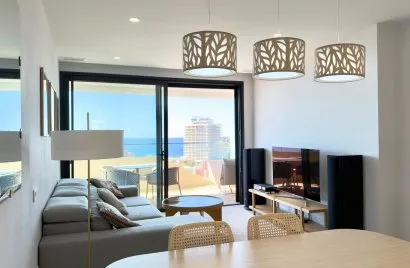 Apartamento de 3 dormitorios en Benidorm, Spain No. 1199