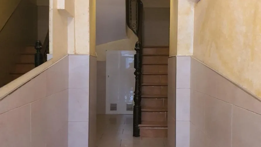 Propiedad comercial de 21 dormitorio en Alicante, Spain No. 843 № 28