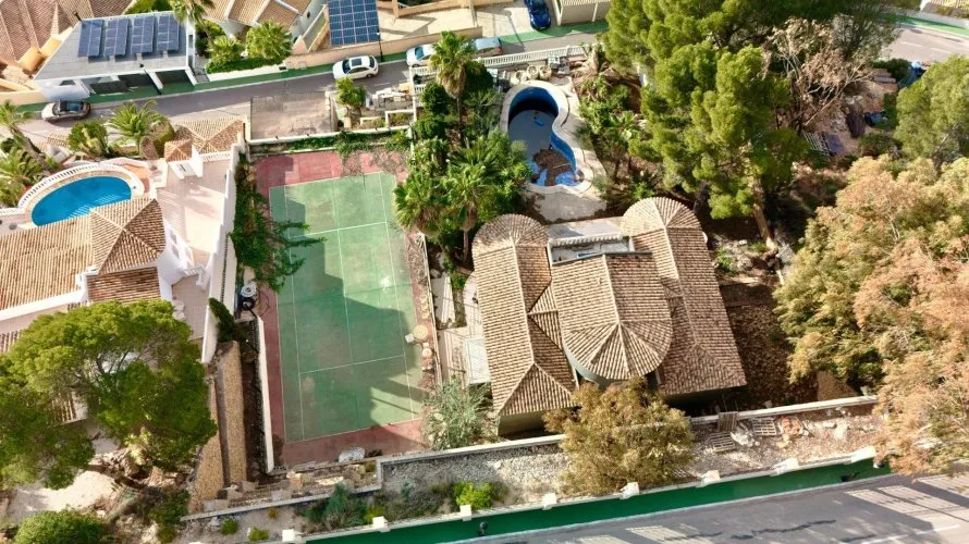 Сasa de 4 dormitorios en Zona Altea Hills, Spain No. 691 № 5