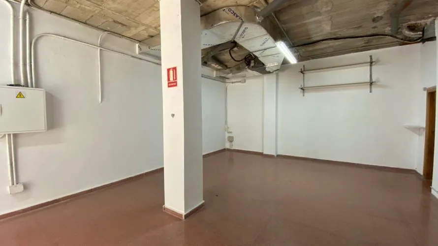 Propiedad comercial de 140m² en Villafranqueza, Spain No. 2704 № 6