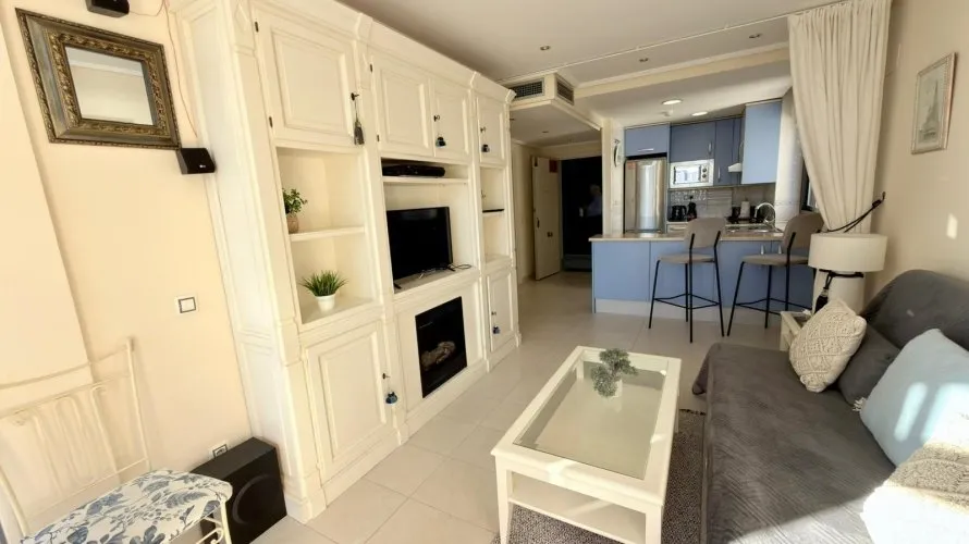 Apartamento de 1 dormitorio en Benidorm, Spain No. 1173 № 1