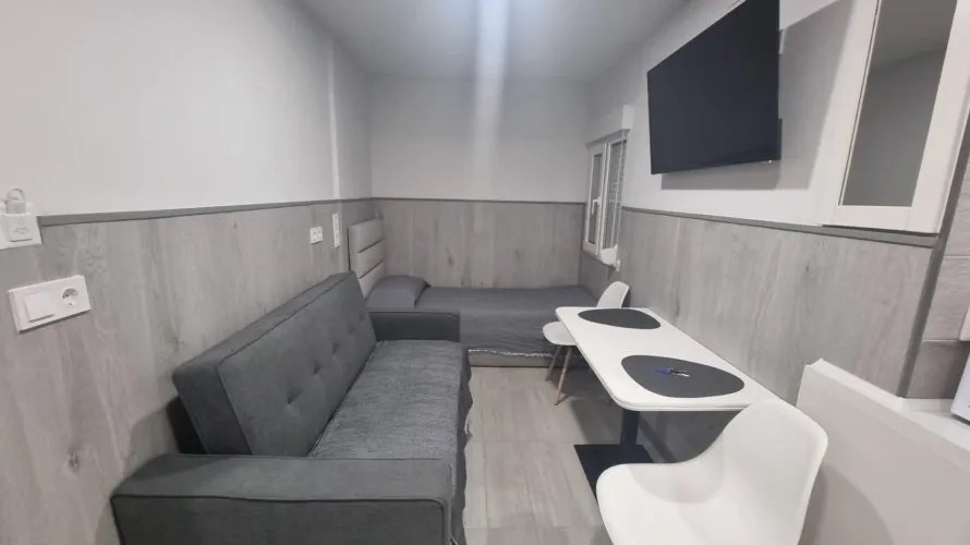 Apartamento de 3 dormitorios en Torrevieja, Spain No. 798 № 20