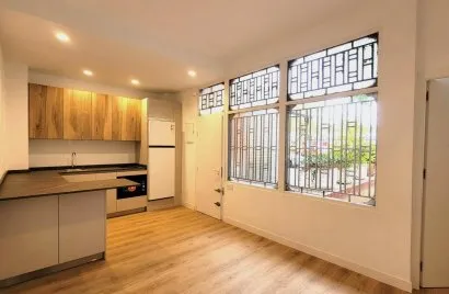 Apartamento de 1 dormitorio en Madrid, Spain No. 626