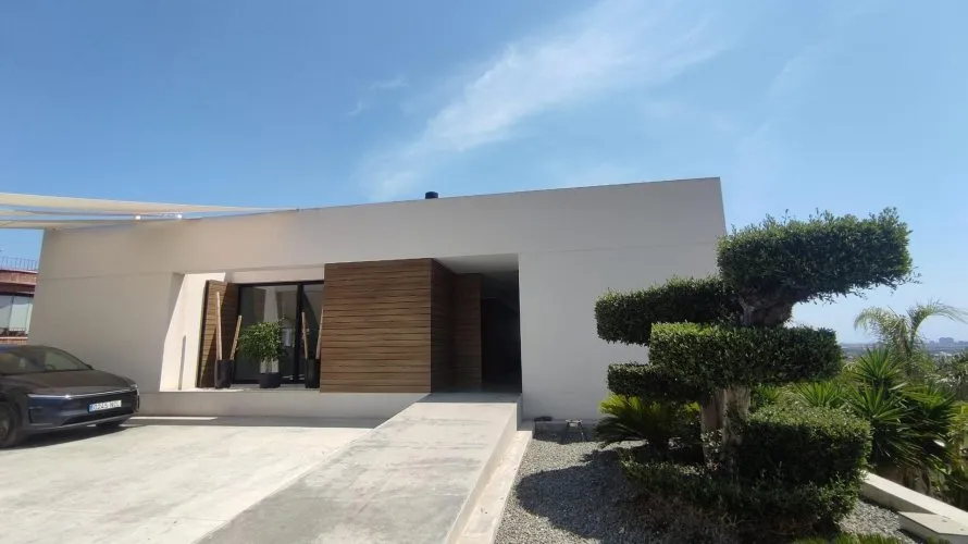 Villa de 5 dormitorios en Alicante, Spain No. 1590 № 21