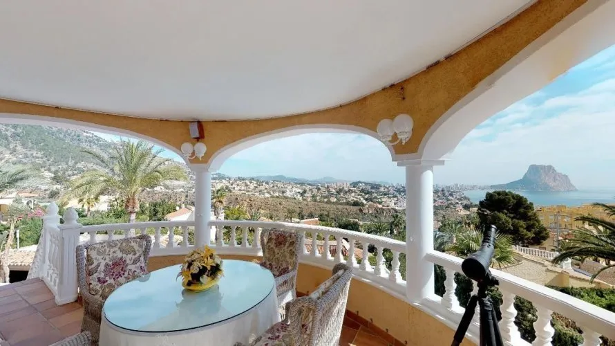 Villa de 7 dormitorios en Maryvilla, Spain No. 410