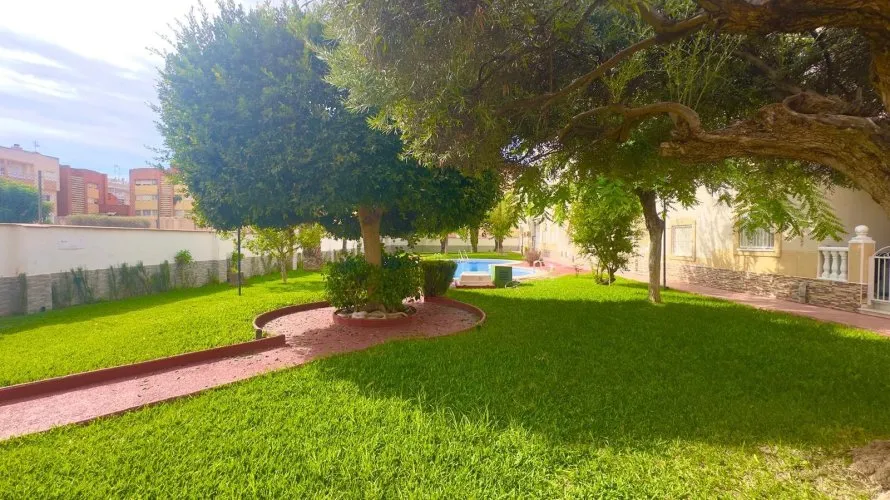 Ático de 69m² en Torrevieja, Spain No. 2833 № 1