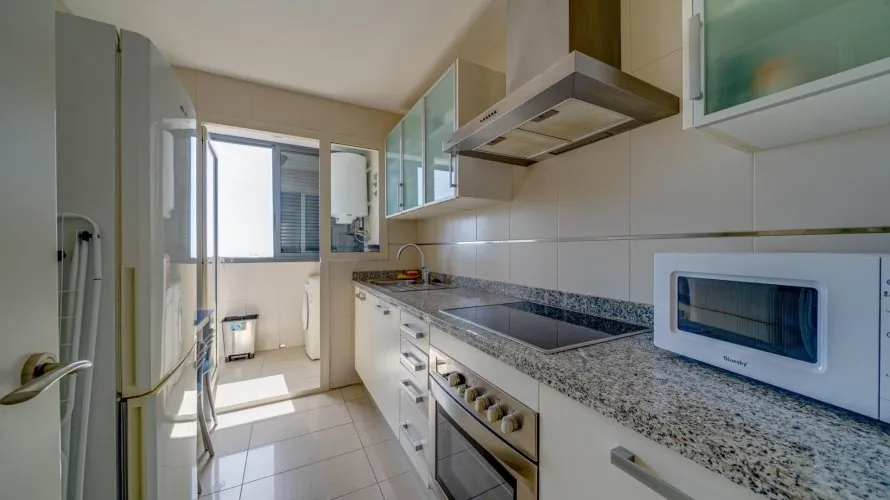 Apartamento de 1 dormitorio en Benidorm, Spain No. 425 № 2
