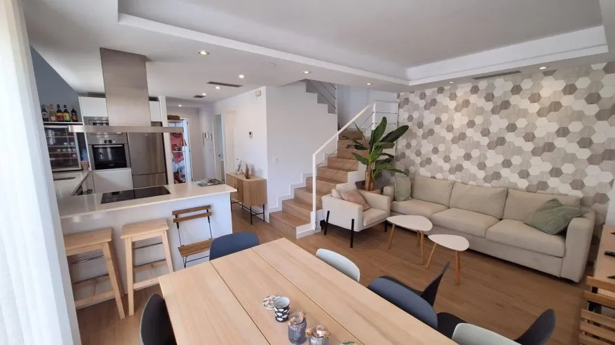 Apartamento de 3 dormitorios en Torrevieja, Spain No. 1493 № 3