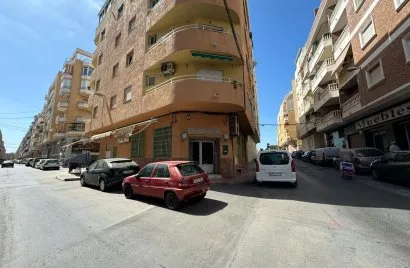 Propiedad comercial de 118m² en Torrevieja, Spain No. 123
