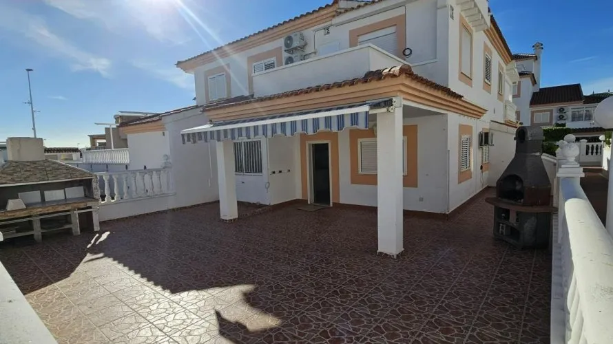 Ático de 4 dormitorios en Torrevieja, Spain No. 673 № 21