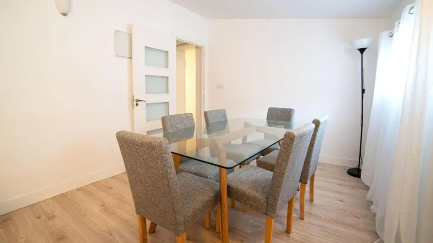 Apartamento de 3 dormitorios en Madrid, Spain No. 602 № 2