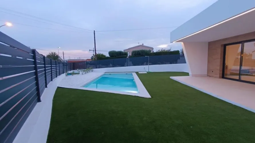 Villa de 3 dormitorios en Ciudad Quesada, Spain No. 130 № 12
